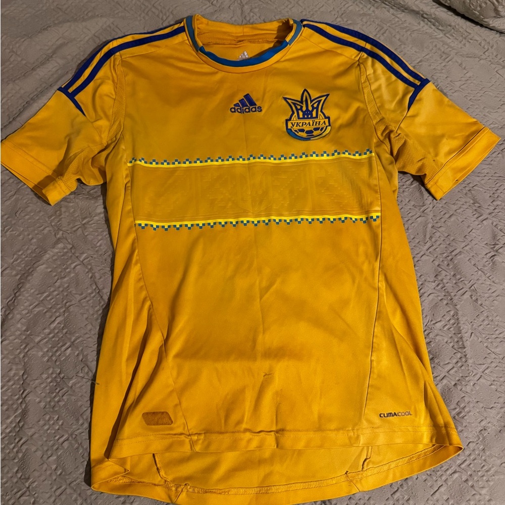 adidas Yellow and Blue Ukraine Soccer Jersey Mens M